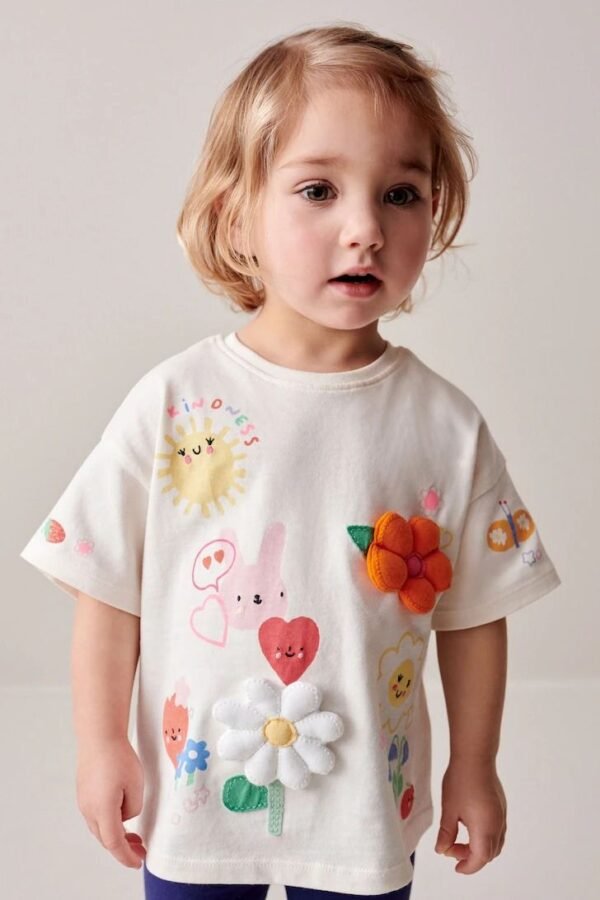 printed tshirt white color